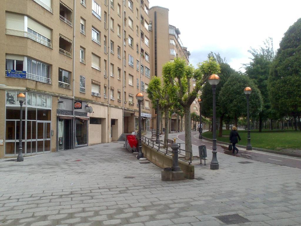 Pension Parque Del Ebro (Adults Only) Логроньо Экстерьер фото